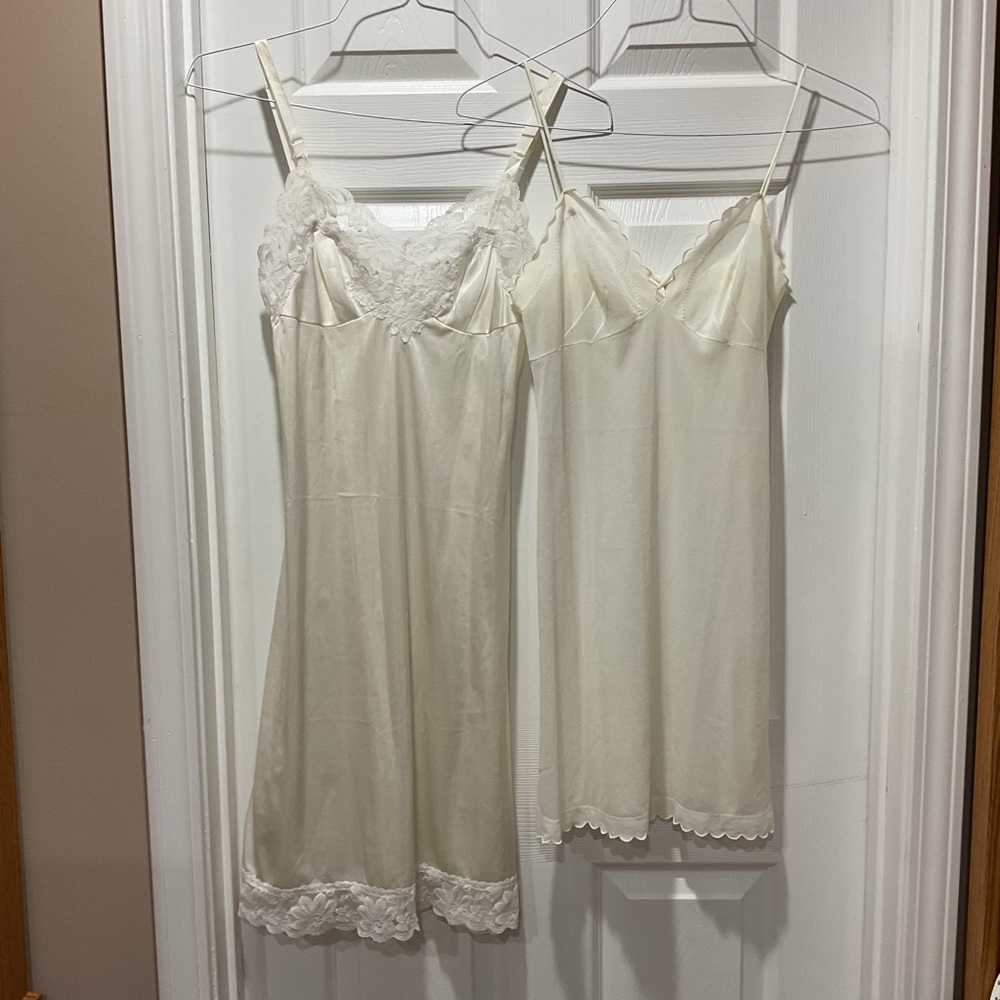 2 Elegant Ivory Lace Trim Chemise Slip Negligee Nighty